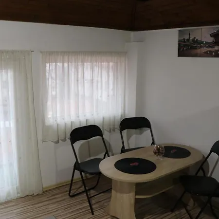 Apartman Nina *